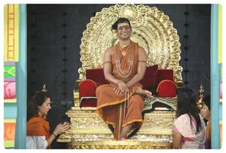 http://nithyananda.org/sites/default/files/photo-gallery/IMG_9367.JPG