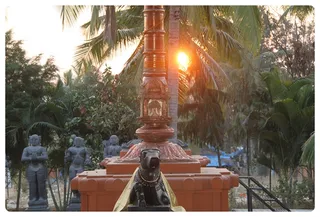 http://nithyananda.org/sites/default/files/photo-gallery/IMG_9455.JPG