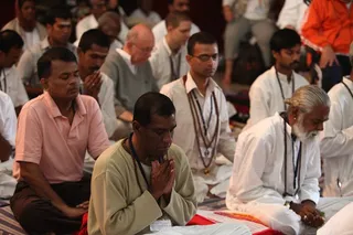 http://nithyananda.org/sites/default/files/photo-gallery/IMG_9510_0.JPG