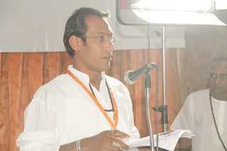 http://nithyananda.org/sites/default/files/photo-gallery/IMG_9624_2.JPG