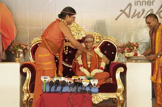 http://nithyananda.org/sites/default/files/photo-gallery/IMG_9664_0.JPG