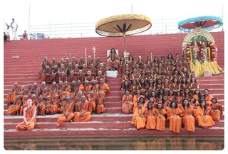 http://nithyananda.org/sites/default/files/photo-gallery/IMG_9691.JPG