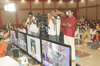 http://nithyananda.org/sites/default/files/photo-gallery/IMG_9692_1.JPG