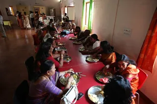 http://nithyananda.org/sites/default/files/photo-gallery/IMG_9728.JPG