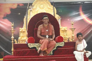 http://nithyananda.org/sites/default/files/photo-gallery/IMG_9791_1.JPG