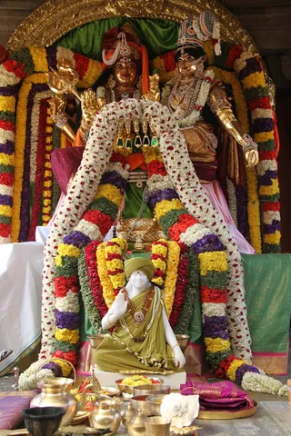 http://nithyananda.org/sites/default/files/photo-gallery/IMG_9932.JPG