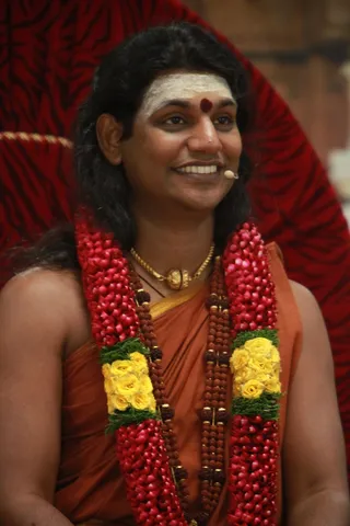 http://nithyananda.org/sites/default/files/photo-gallery/IMG_9998_0.JPG