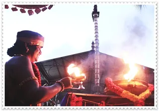 https://www.nithyananda.org/sites/default/files/photo-gallery/Karthigai%20deepam-17-11-13-1%20%283%29.JPG