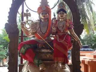 http://nithyananda.org/sites/default/files/photo-gallery/Murthi.jpg