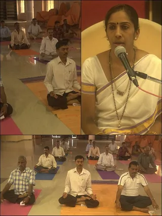 http://nithyananda.org/sites/default/files/photo-gallery/NDY.jpg