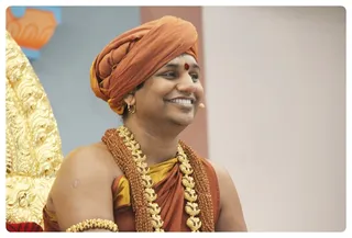 http://nithyananda.org/sites/default/files/photo-gallery/Nithyanada_Swami-31-7%20%2814%29.JPG