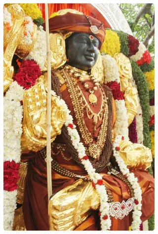 http://nithyananda.org/sites/default/files/photo-gallery/Nithyananda_Swami%20%2814%29_0.JPG