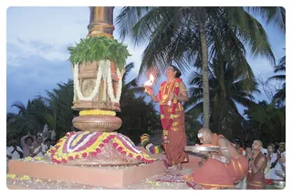 http://nithyananda.org/sites/default/files/photo-gallery/Nithyananda_Swami%20%282%29_0.JPG