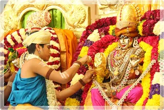 https://www.nithyananda.org/sites/default/files/photo-gallery/Nithyananda_Swami-1-9-13%20%2817%29.JPG