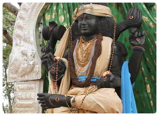 http://nithyananda.org/sites/default/files/photo-gallery/Nithyananda_Swami-10-6-13-25.JPG