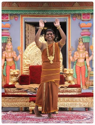 https://nithyananda.org/sites/default/files/photo-gallery/Nithyananda_Swami-10-8-13%20%2812%29.JPG?1376122563