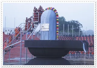 https://www.nithyananda.org/sites/default/files/photo-gallery/Nithyananda_Swami-11-10-13-1%20%284%29.JPG