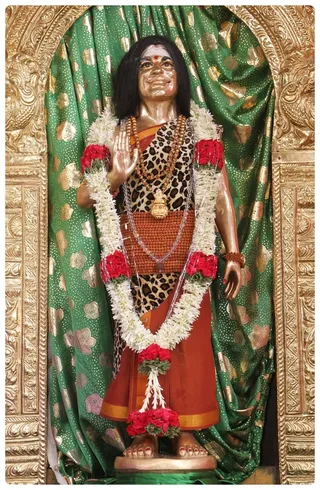 https://nithyananda.org/sites/default/files/photo-gallery/Nithyananda_Swami-11-6-13-10.JPG?1370969354