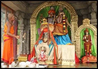 https://www.nithyananda.org/sites/default/files/photo-gallery/Nithyananda_Swami-11-9-13%20%288%29.JPG