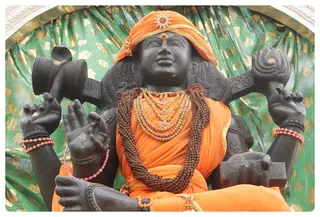 http://nithyananda.org/sites/default/files/photo-gallery/Nithyananda_Swami-12-6-13-13.JPG