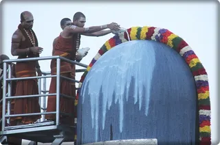 https://www.nithyananda.org/sites/default/files/photo-gallery/Nithyananda_Swami-15-10-13%20%284%29.JPG