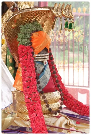 Swayambu Linga