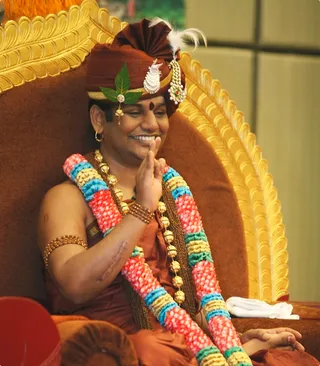 https://nithyananda.org/sites/default/files/photo-gallery/Nithyananda_Swami-17-12-13-1%20%2812%29.JPG?1387631003
