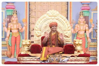 Morning Satsang on Identifying Conflicting Thought Patterns.