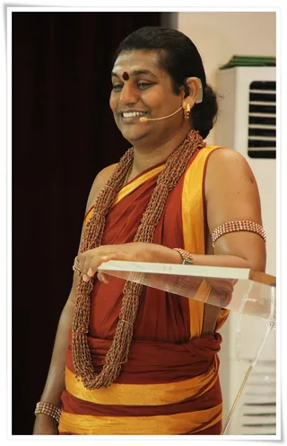 https://www.nithyananda.org/sites/default/files/photo-gallery/Nithyananda_Swami-17-9-13%20%2817%29.JPG