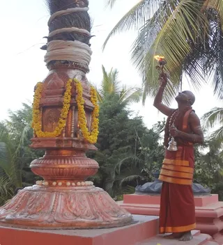 https://nithyananda.org/sites/default/files/photo-gallery/Nithyananda_Swami-18-12-13-1%20%2832%29.JPG?1387641728