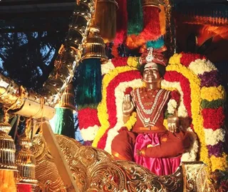 https://nithyananda.org/sites/default/files/photo-gallery/Nithyananda_Swami-18-12-13-1%20%2838%29.JPG?1387642016