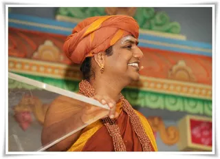 https://www.nithyananda.org/sites/default/files/photo-gallery/Nithyananda_Swami-19-9-13%20%2810%29.JPG