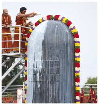 https://nithyananda.org/sites/default/files/photo-gallery/Nithyananda_Swami-2-06-13-34.JPG?1370292971