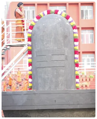 https://nithyananda.org/sites/default/files/photo-gallery/Nithyananda_Swami-2-06-13-39_0.JPG?1370322639