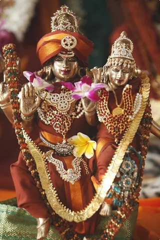 https://nithyananda.org/sites/default/files/photo-gallery/Nithyananda_Swami-21-12-2013-1%20%2813%29.JPG
