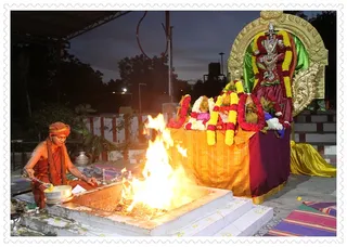 http://nithyananda.org/sites/default/files/photo-gallery/Nithyananda_Swami-22-8-13%20%289%29_0.JPG