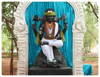 https://nithyananda.org/sites/default/files/photo-gallery/Nithyananda_Swami-24-05-13-20.JPG?1369414306