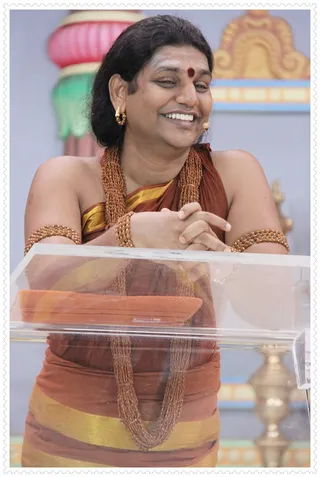 http://nithyananda.org/sites/default/files/photo-gallery/Nithyananda_Swami-24-8-13%20%2812%29.JPG