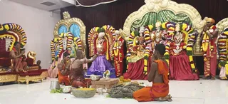 https://nithyananda.org/sites/default/files/photo-gallery/Nithyananda_Swami-25-12-2013-2%20%2815%29.JPG
