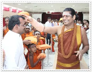 https://www.nithyananda.org/sites/default/files/photo-gallery/Nithyananda_Swami-26-9-13%20%2814%29.JPG
