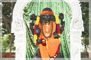 https://www.nithyananda.org/sites/default/files/photo-gallery/Nithyananda_Swami-27-9-2013%20%2826%29.JPG