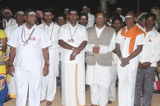 https://nithyananda.org/sites/default/files/photo-gallery/Nithyananda_Swami-27-dec-2013-1%20%281%29.JPG
