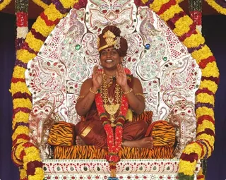 https://nithyananda.org/sites/default/files/photo-gallery/Nithyananda_Swami-27-dec-2013-2%20%282%29.JPG