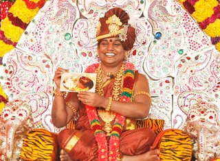 https://nithyananda.org/sites/default/files/photo-gallery/Nithyananda_Swami-27-dec-2013-2%20%285%29.JPG