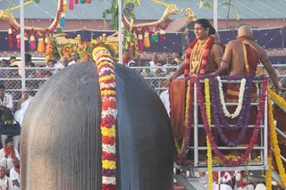 https://nithyananda.org/sites/default/files/photo-gallery/Nithyananda_Swami-27-dec-2013-3%20%2814%29.JPG