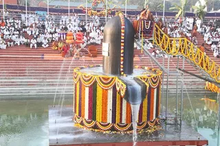 https://nithyananda.org/sites/default/files/photo-gallery/Nithyananda_Swami-27-dec-2013-3%20%2815%29.JPG