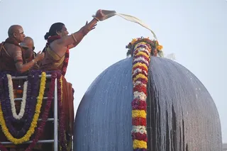 https://nithyananda.org/sites/default/files/photo-gallery/Nithyananda_Swami-27-dec-2013-3.JPG