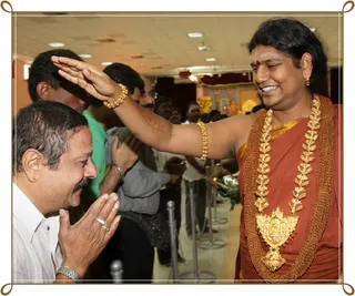 https://www.nithyananda.org/sites/default/files/photo-gallery/Nithyananda_Swami-28-8-13%20%2820%29.JPG