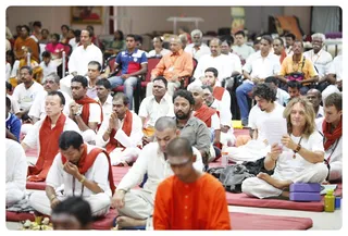 https://nithyananda.org/sites/default/files/photo-gallery/Nithyananda_Swami-29-05-13-1.JPG?1369849056