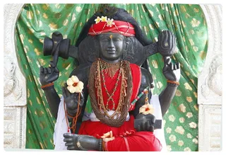http://nithyananda.org/sites/default/files/photo-gallery/Nithyananda_Swami-29-6-13-3.JPG